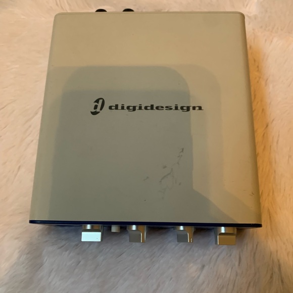 Protools M Box - Picture 2 of 6